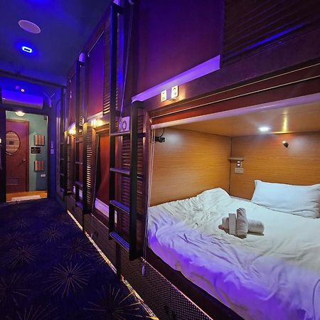 Attic Capsule Hotel Marigondon  Exterior photo