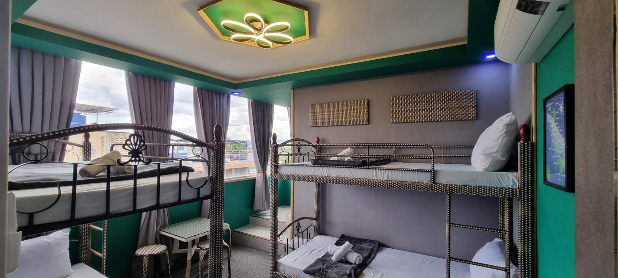 Attic Capsule Hotel Marigondon  Exterior photo